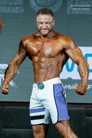 MEN'S PHYSIQUE 179